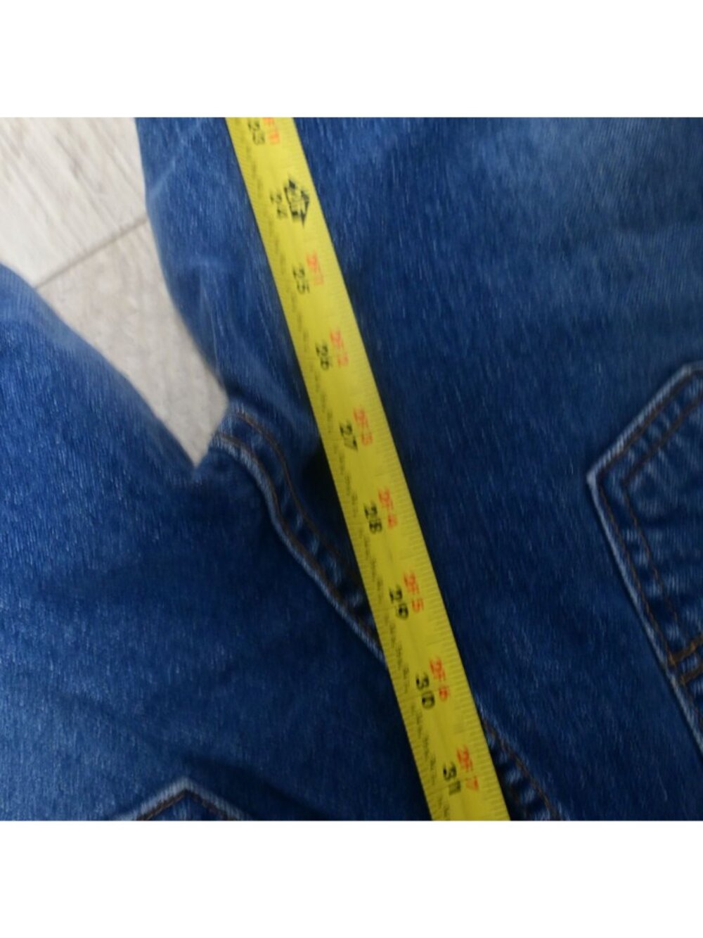 Levi's 550 Jeans Tapered Leg Relaxed Fit Size 4 Pet Dark Blue Denim Vintage - Picture 6 of 8